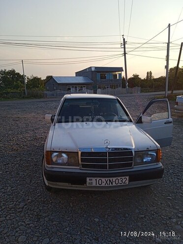 Mercedes 190 1991, 400,000 km - 2.0 l - Oğuz