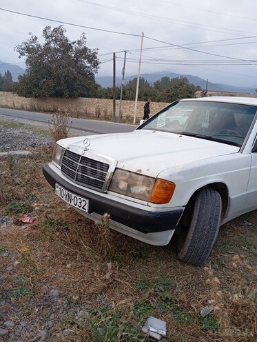 Mercedes 190 1991, 400,000 km - 2.0 l - Oğuz