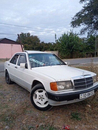 Mercedes 190 1991, 400,000 km - 2.0 l - Oğuz