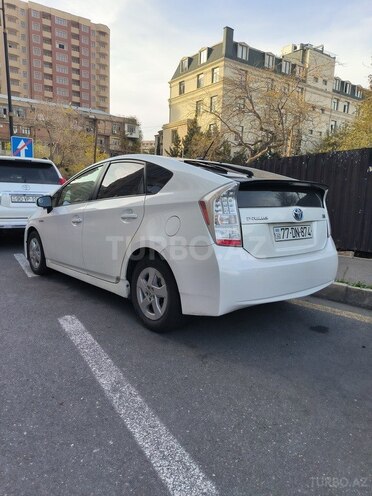 Toyota Prius 2011, 190,000 km - 1.8 l - Bakı