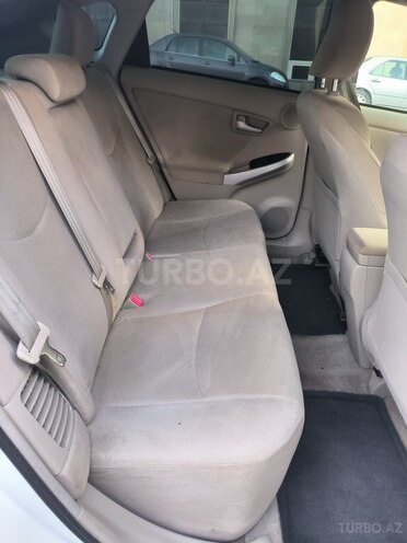 Toyota Prius 2011, 190,000 km - 1.8 l - Bakı