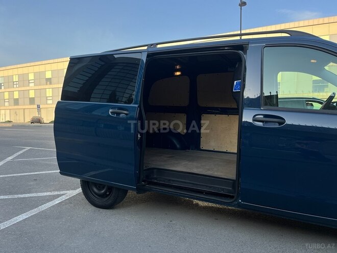 Mercedes Vito 2015, 221,000 km - 1.6 l - Bakı