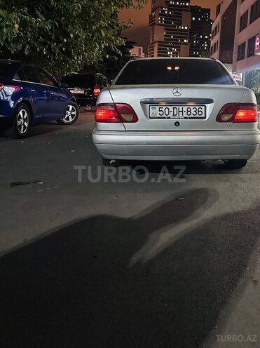 Mercedes E 230 1995, 550,000 km - 2.3 l - Bakı