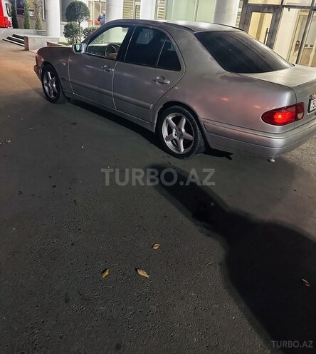 Mercedes E 230 1995, 550,000 km - 2.3 l - Bakı