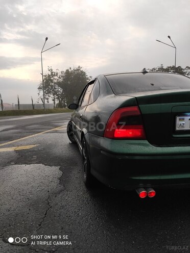 Opel Vectra 1996, 390,654 km - 1.8 l - Zaqatala