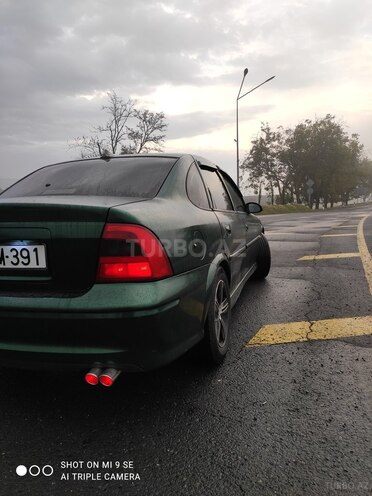 Opel Vectra 1996, 390,654 km - 1.8 l - Zaqatala