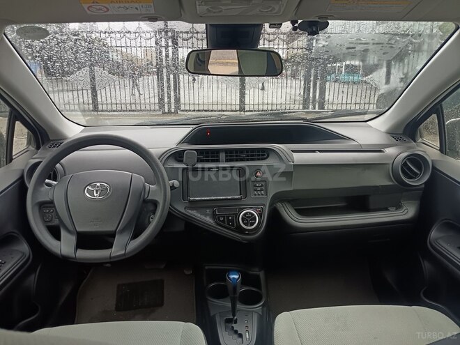 Toyota Aqua 2018, 940,000 km - 1.5 l - Bakı