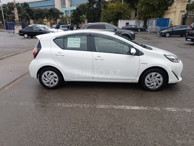 Toyota Aqua 2018, 940,000 km - 1.5 l - Bakı