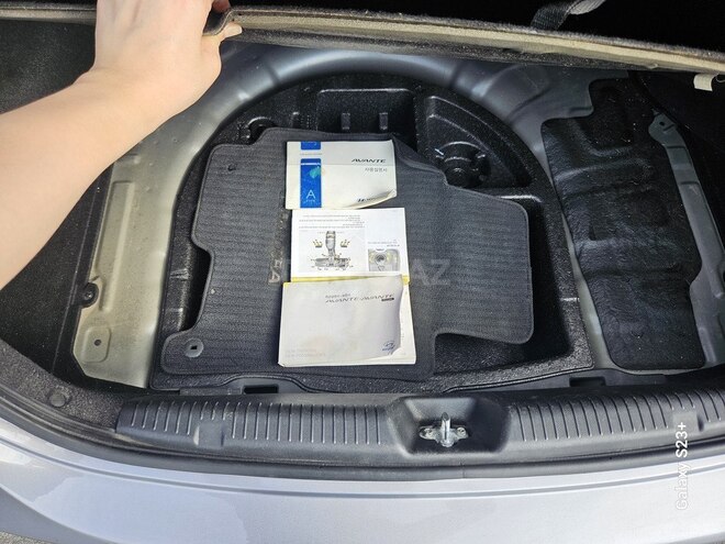 Hyundai Avante 2014, 86,638 km - 1.6 l - Bakı