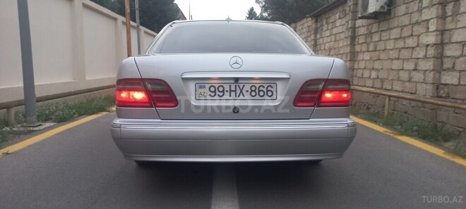Mercedes E 270 2000, 444,000 km - 2.7 l - Bakı