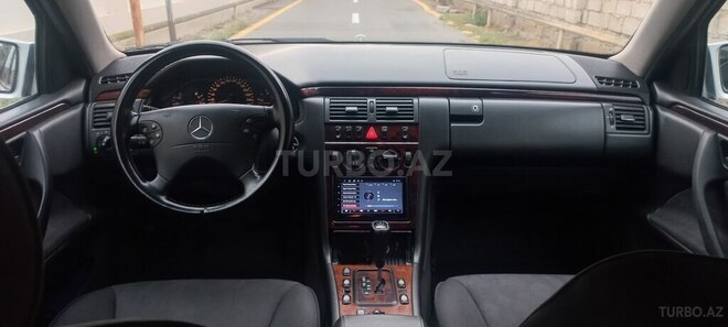 Mercedes E 270 2000, 444,000 km - 2.7 l - Bakı