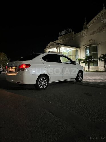 Mitsubishi Attrage 2015, 137,000 km - 1.2 л - Gəncə