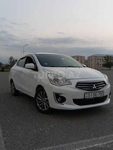 Mitsubishi Attrage 2015, 137,000 km - 1.2 л - Gəncə