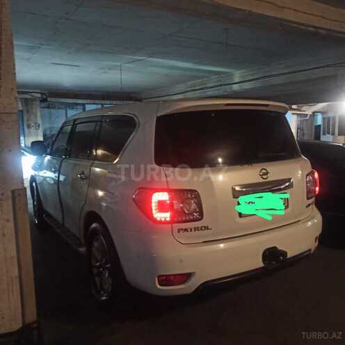 Nissan Patrol 2013, 48,000 km - 5.6 л - Bakı