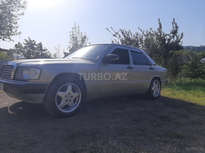 Mercedes 190 1991, 385,000 km - 2.0 л - Bakı