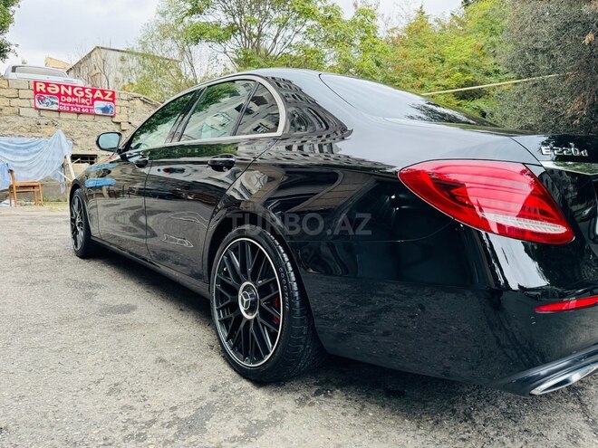 Mercedes E 220 d 4MATIC 2020, 84,000 km - 2.0 l - Bakı