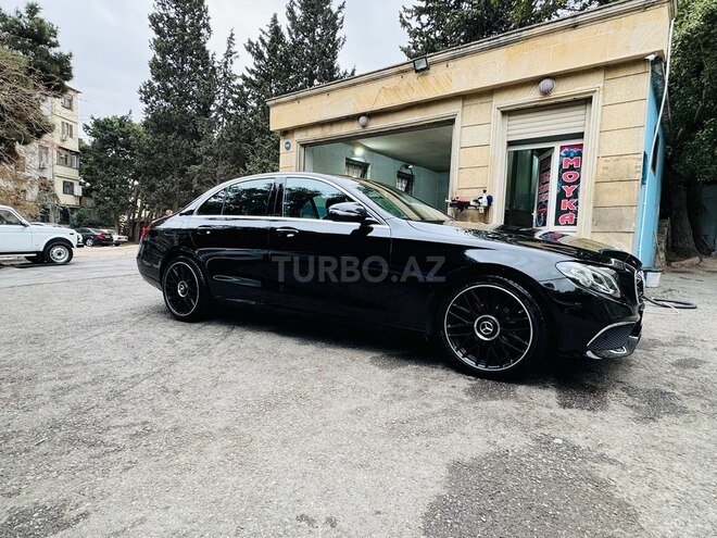 Mercedes E 220 d 4MATIC 2020, 84,000 km - 2.0 l - Bakı
