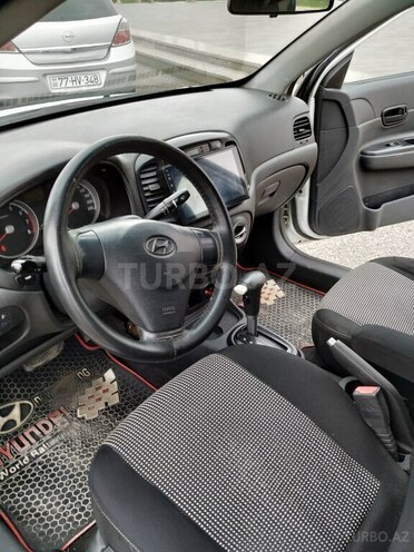 Hyundai Accent 2009, 342,000 km - 1.4 l - Gəncə