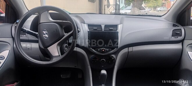 Hyundai Accent 2015, 229,000 km - 1.6 l - Gəncə