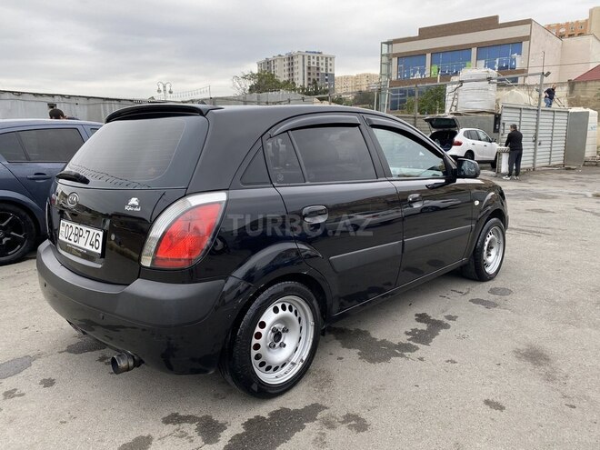 Kia Rio 2005, 290,000 km - 1.4 l - Bakı