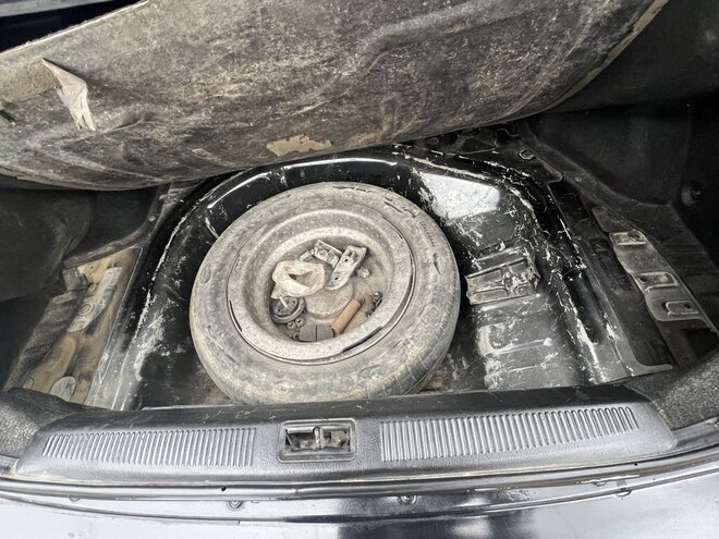 Hyundai Elantra 2005, 300,000 km - 2.0 l - Bakı