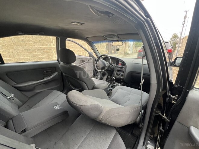 Hyundai Elantra 2005, 300,000 km - 2.0 l - Bakı