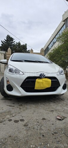 Toyota Aqua 2015, 140,000 km - 1.5 л - Bakı