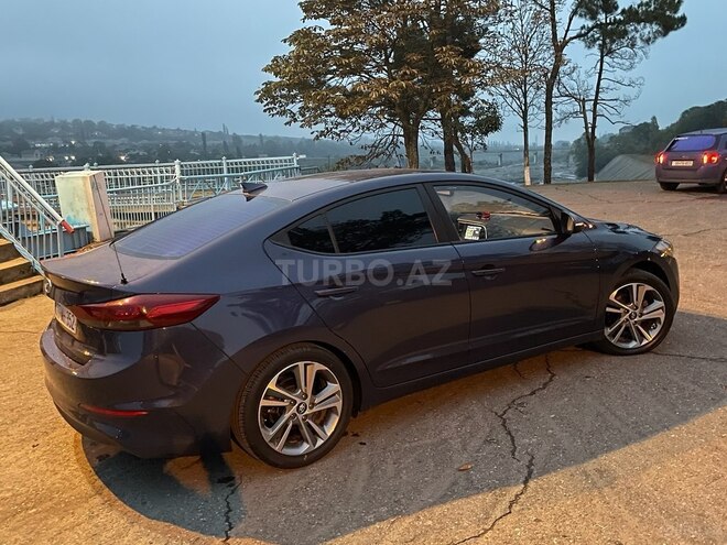 Hyundai Avante 2017, 139,000 km - 1.6 l - Quba
