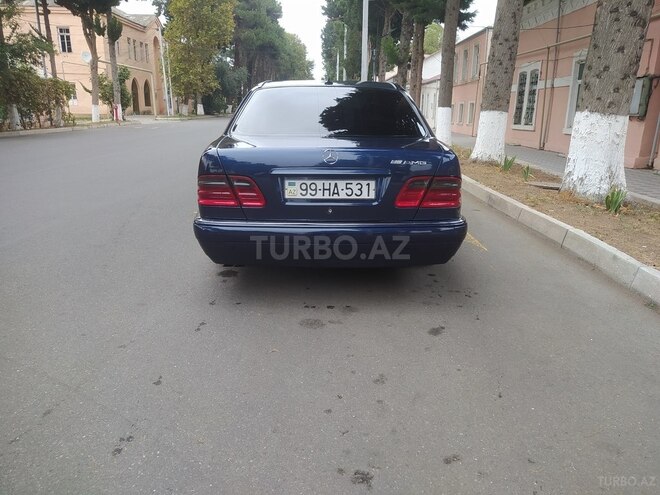 Mercedes E 240 1998, 303,000 km - 2.4 l - Qazax