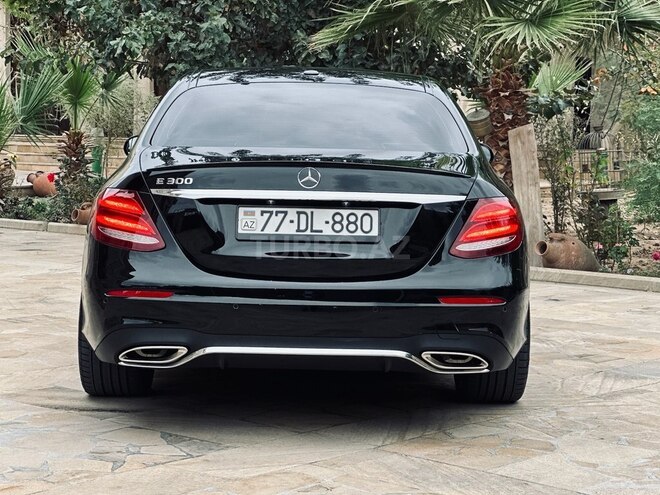 Mercedes E 300 2017, 66,800 km - 2.0 l - Bakı