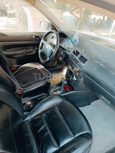 Volkswagen Jetta 2001, 247,000 km - 2.0 l - Bakı