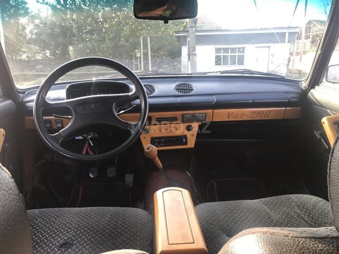 LADA (VAZ) 21011 1980, 200,000 km - 1.3 l - Qax