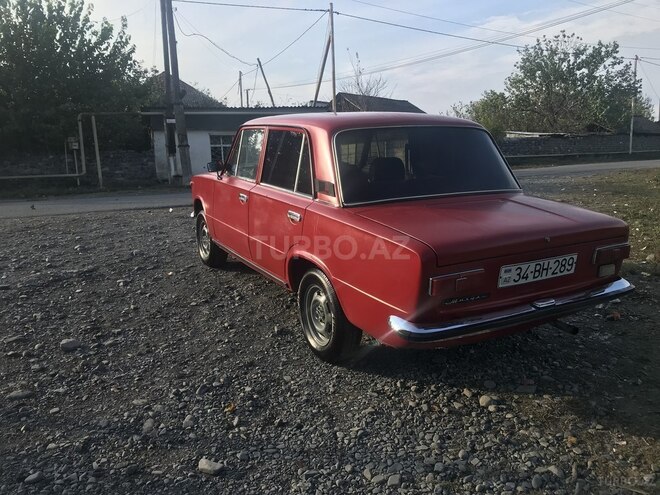 LADA (VAZ) 21011 1980, 200,000 km - 1.3 l - Qax