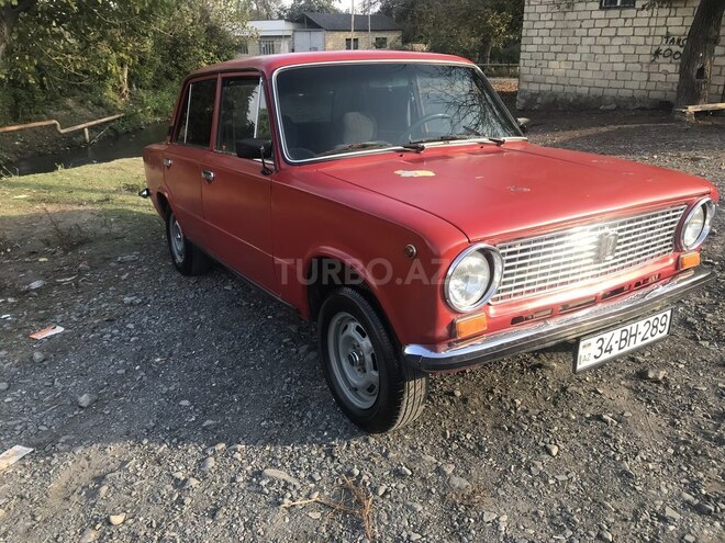LADA (VAZ) 21011 1980, 200,000 km - 1.3 l - Qax