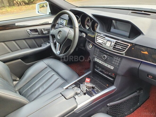 Mercedes E 220 d 2015, 176,000 km - 2.2 л - Bakı