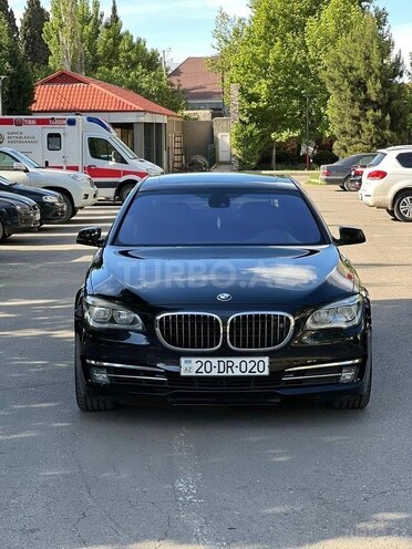 BMW 750 2011, 240,000 km - 4.4 l - Bakı