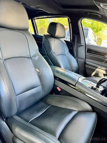 BMW 750 2011, 240,000 km - 4.4 l - Bakı