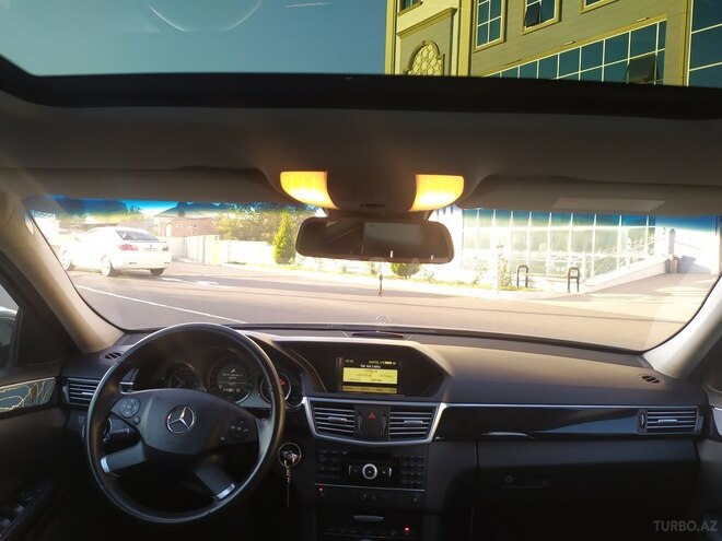 Mercedes E 220 d 2010, 322,222 km - 2.2 l - Naxçıvan