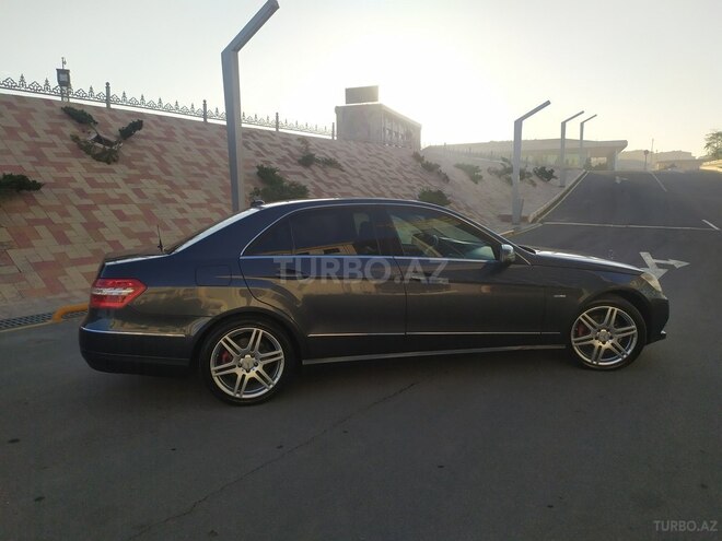 Mercedes E 220 d 2010, 322,222 km - 2.2 l - Naxçıvan