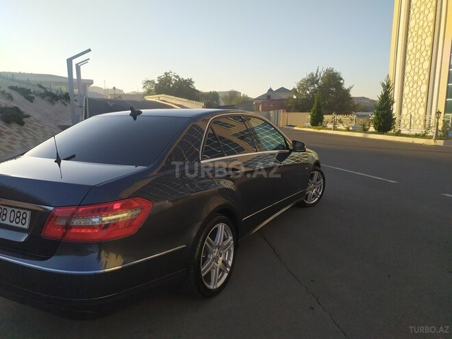 Mercedes E 220 d 2010, 322,222 km - 2.2 l - Naxçıvan