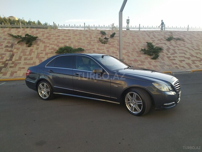 Mercedes E 220 d 2010, 322,222 km - 2.2 l - Naxçıvan
