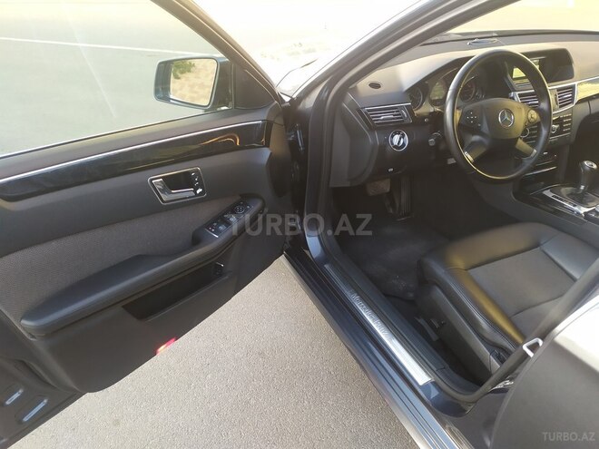 Mercedes E 220 d 2010, 322,222 km - 2.2 l - Naxçıvan