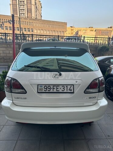 Toyota Harrier 2001, 225,000 km - 2.4 l - Bakı
