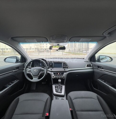 Hyundai Elantra 2018, 138,404 km - 2.0 l - Bakı