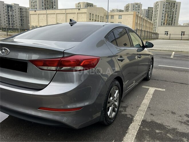 Hyundai Elantra 2018, 138,404 km - 2.0 l - Bakı