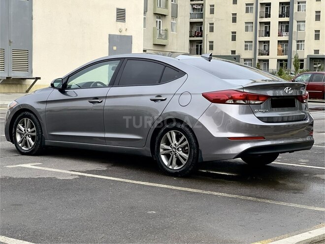 Hyundai Elantra 2018, 138,404 km - 2.0 l - Bakı