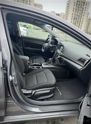 Hyundai Elantra 2018, 138,404 km - 2.0 l - Bakı