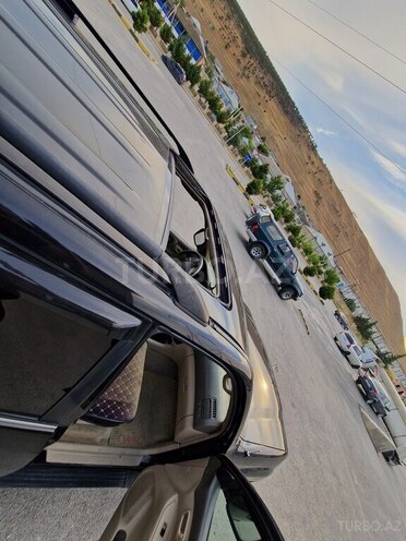 Toyota Land Cruiser 2004, 426,000 km - 4.2 l - Siyəzən