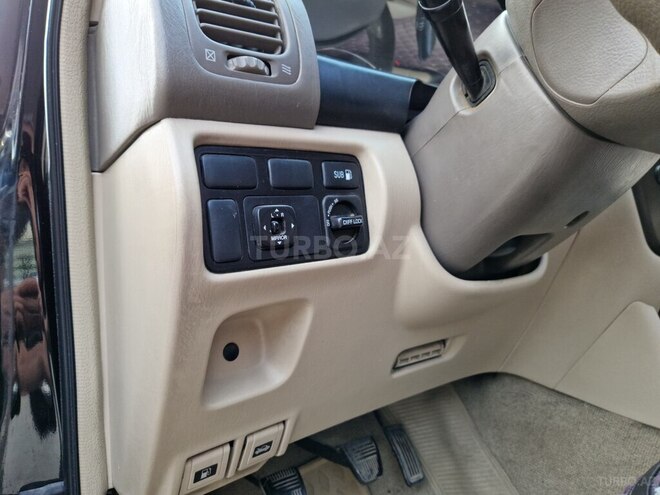 Toyota Land Cruiser 2004, 426,000 km - 4.2 l - Siyəzən