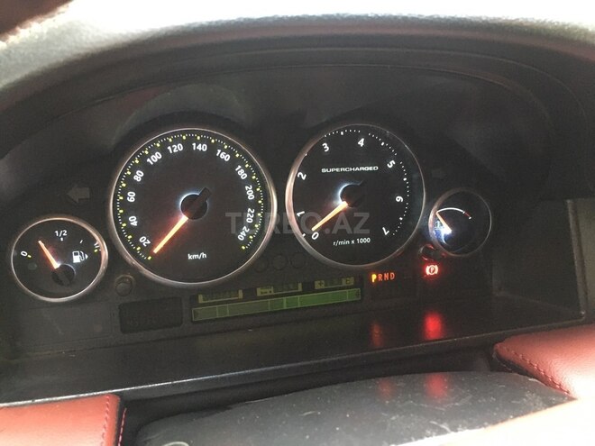 Land Rover Range Rover 2004, 272,000 km - 4.4 l - Bakı